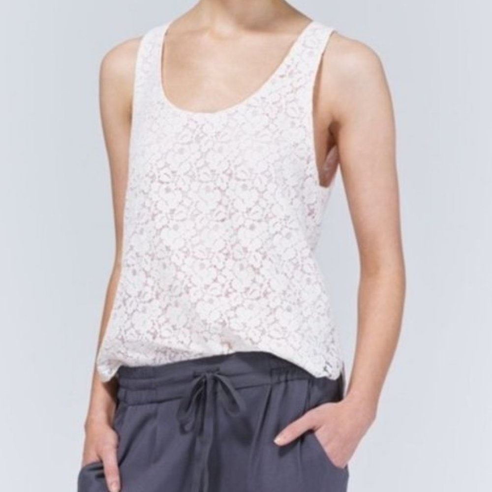 FREE WITH BUNDLE: Aritzia Talula Top